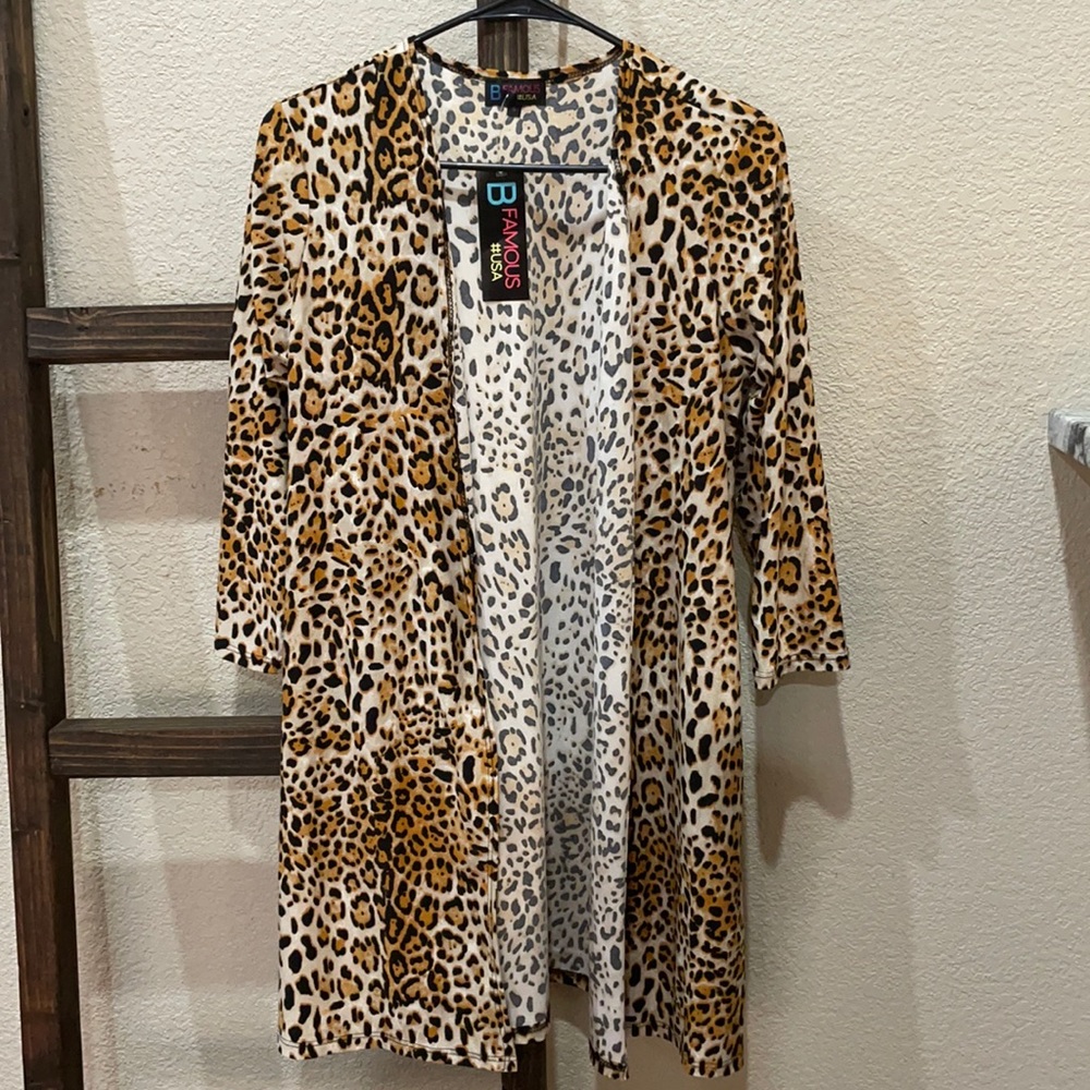 Leopard cardi
